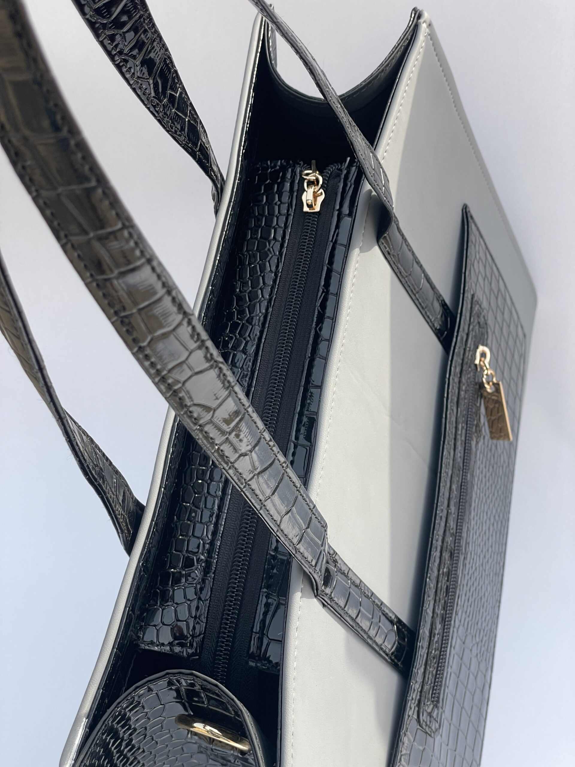 CITY GIRL SMALL MAXI TOTE (GREY COMBO) - Image 3