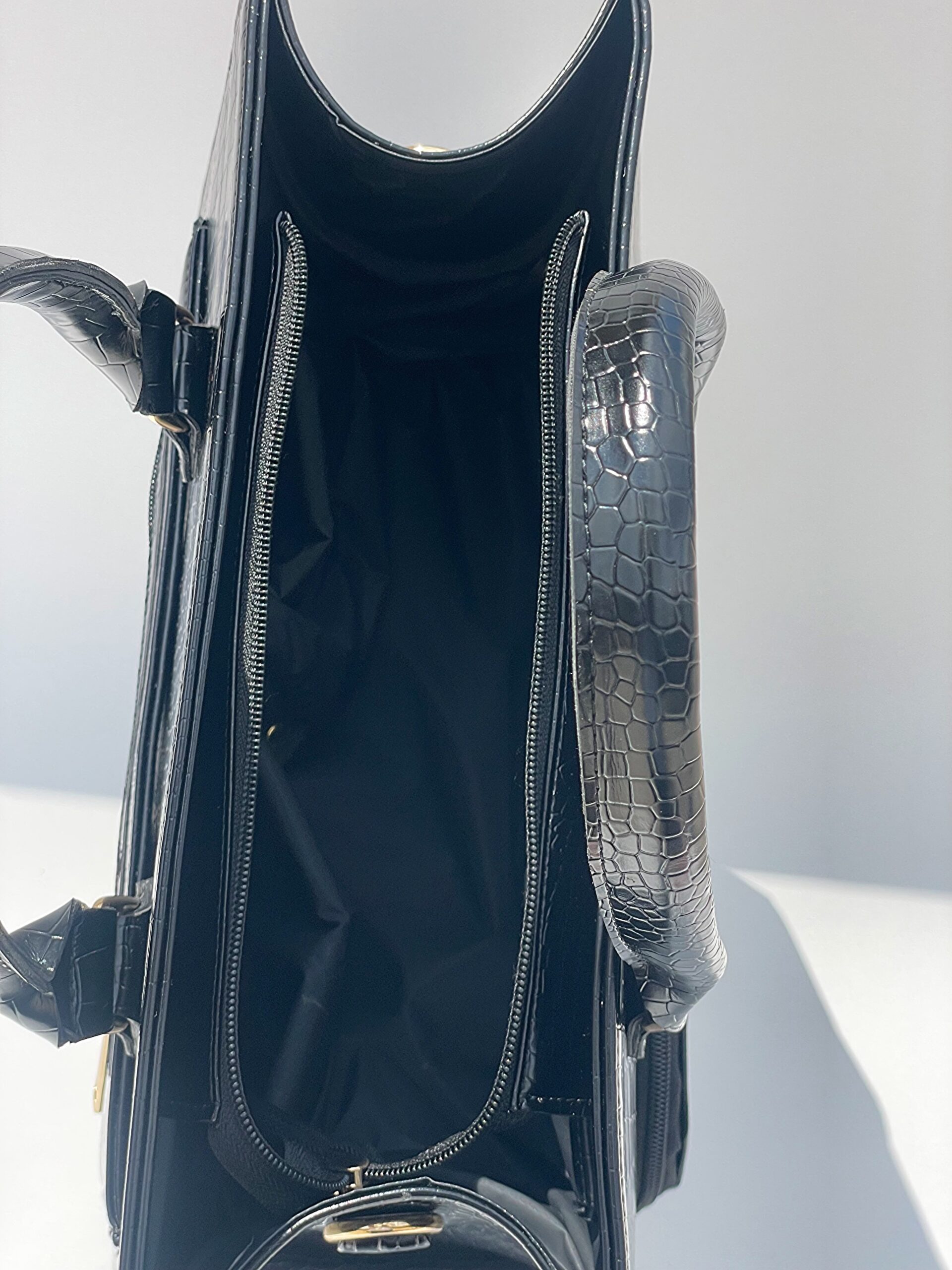 THE LAGOS BAG GLOSSY CROCODILE LEATHER - Image 5